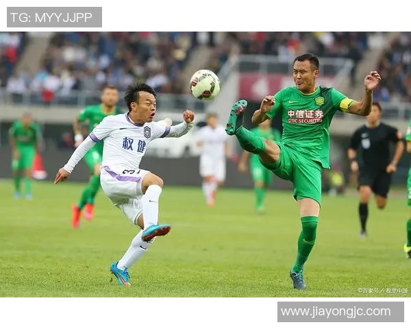 杭州足球队在冠军赛中的强劲表现与战术分析